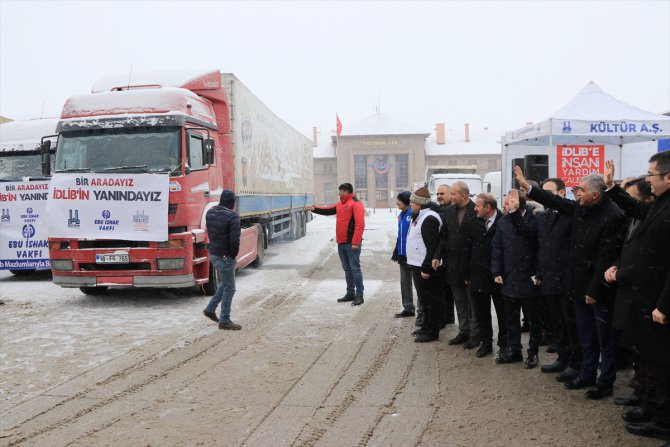 Erzurum'dan İdlib'e 21 tır insani yardım
