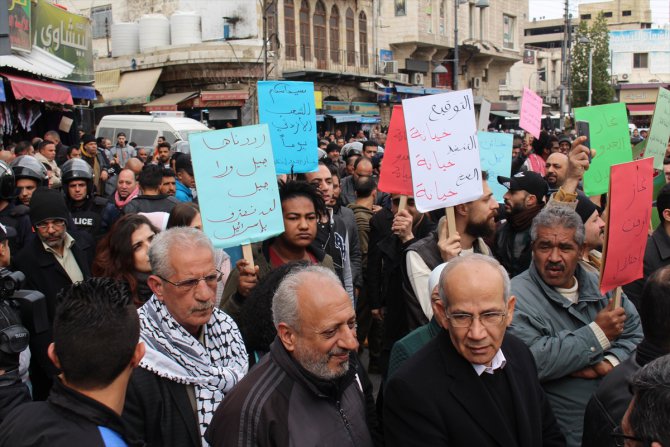 Ürdün'de Trump'ın sözde barış planı ve İsrail'den doğal gaz ithalatı protesto edildi