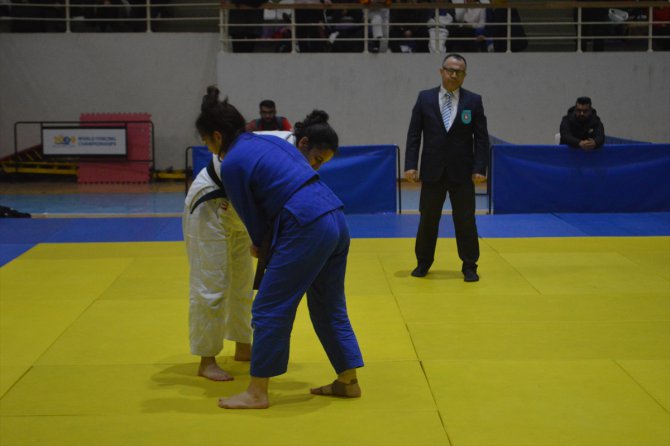 Judo Gençler Türkiye Finali, Afyonkarahisar'da başladı