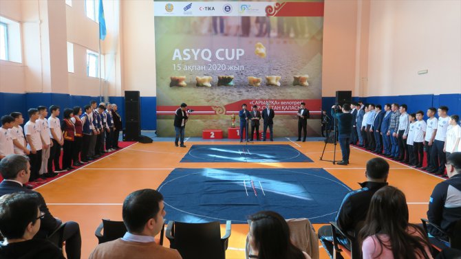 Kazakistan'da geleneksel oyun aşık kupası yapıldı