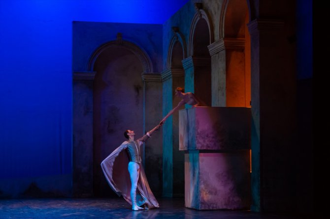 Antalya Devlet Opera ve Balesi "Romeo ve Juliet"i bu sezon son kez sahneledi
