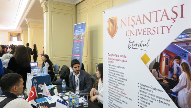 Türk üniversiteleri Kazakistan'daki Uluslararası Eğitim Fuarı'nda tanıtıldı