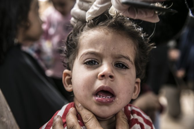 Hatay'da Suriyeli çocuklara gönüllü kuaför hizmeti