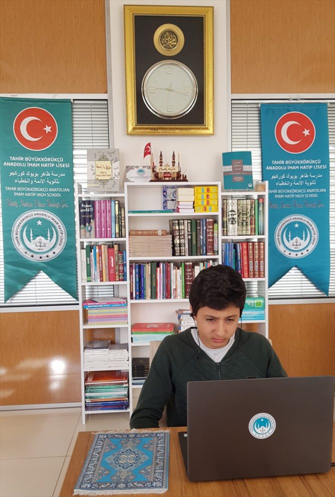 MEB, imam hatip liselerinde 6 dildeki ortak sınavları dijital ortamda yaptı