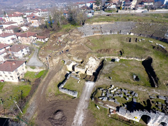 Düzce'deki antik kentte kazılara hız verildi