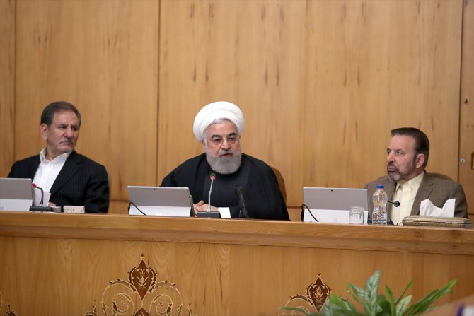 Ruhani: "Koronavirüs nedeniyle hiçbir şehir veya bölge için karantina kararı gündemde değil"
