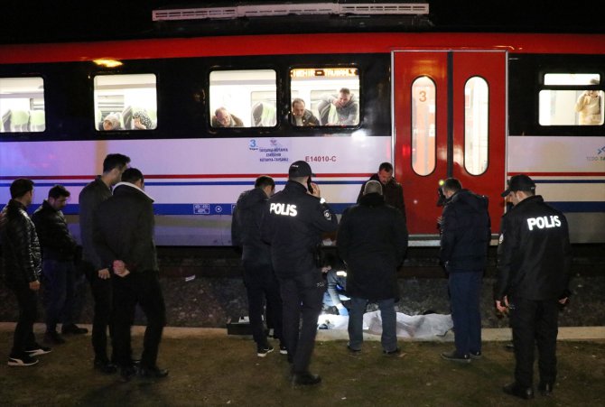 Kütahya'da trenin çarptığı kişi hayatını kaybetti