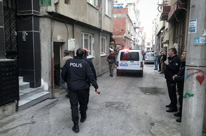 Bursa'da kocasının bıçakladığı kadın öldü
