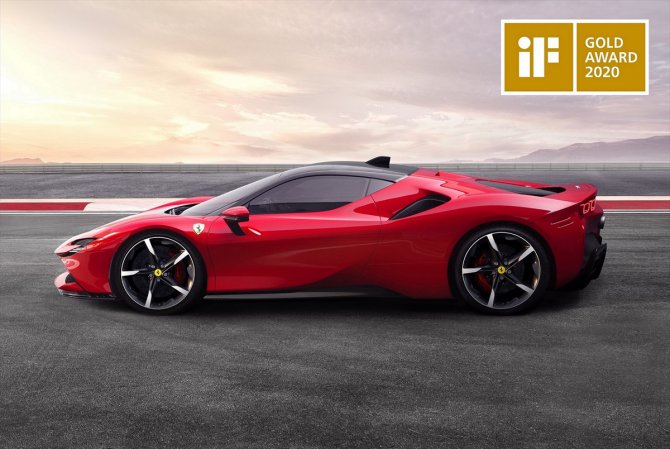 Ferrari SF90 Stradale'ye "altın ödül" verildi