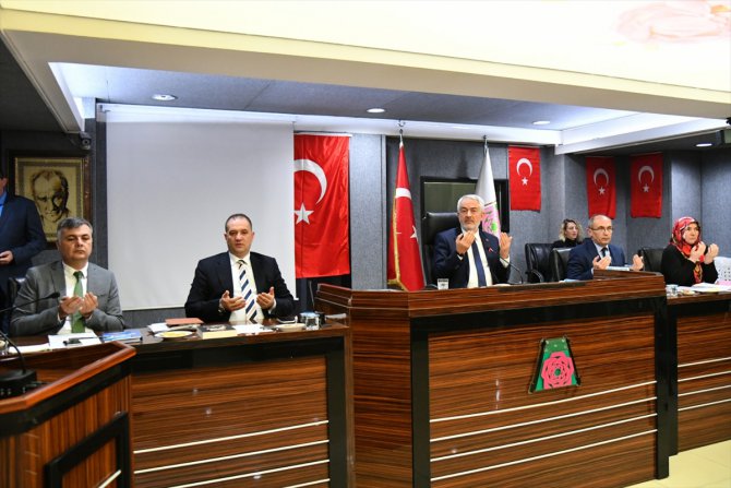 Isparta Belediye Meclisi, Mehmetçiğe yapılan saldırıyı kınadı