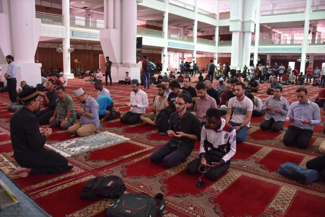 Malezya'da İdlib şehitleri için gıyabi cenaze namazı kılındı