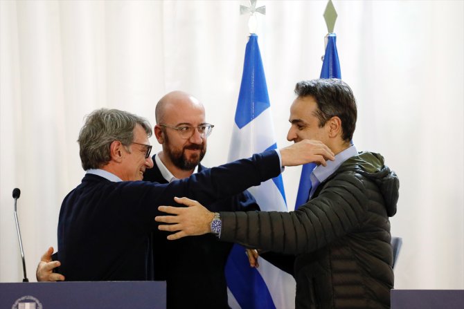 AB başkanlarından Yunanistan'a destek ziyareti (1)