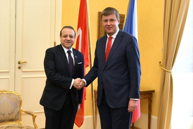 Türkiye'nin Prag Büyükelçisi Bağış, Çekya Dışişleri Bakanını ziyaret etti