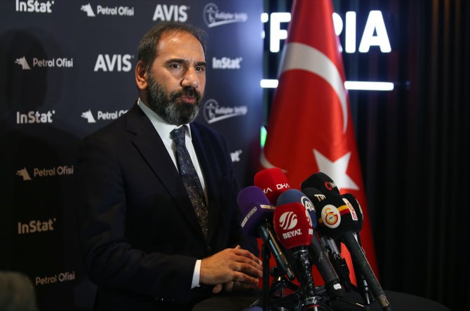 Sivasspor Kulübü Başkanı Mecnun Otyakmaz'dan Emre ve Mert Hakan'ın transfer haberlerine tepki: