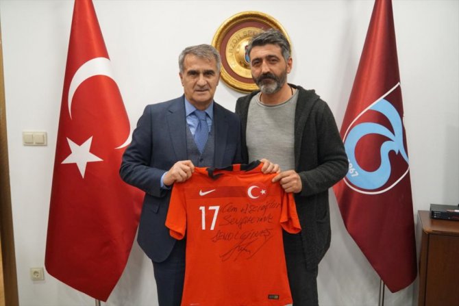 A Milli Takım Teknik Direktörü Şenol Güneş'ten Trabzonspor'a ziyaret