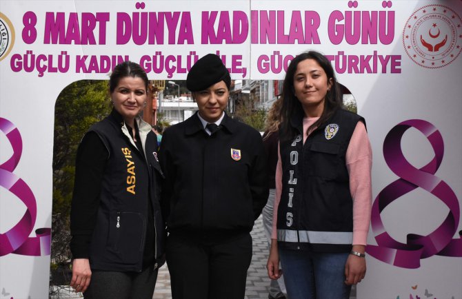 Antalya ve Muğla'da "8 Mart Dünya Kadınlar Günü" kutlamaları