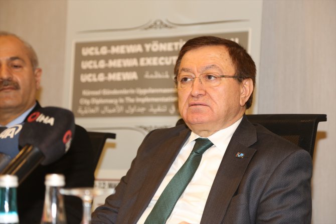 Çok sayıda ülkeden belediye başkanı Nevşehir'de bir araya geldi