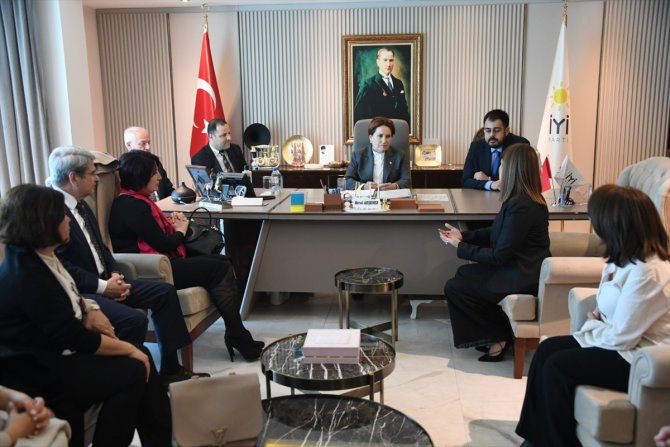 İYİ Parti Genel Başkanı Akşener, ESİAD üyelerini kabul etti