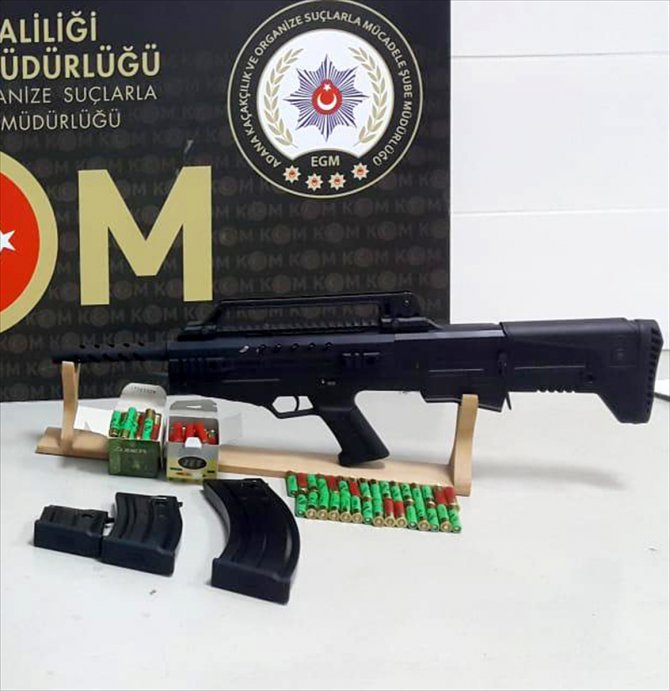 Adana'da yasa dışı silah ticareti operasyonu: 6 gözaltı