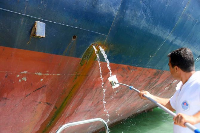 Mersin'de denizi kirleten gemilere 34 milyon 175 bin lira ceza