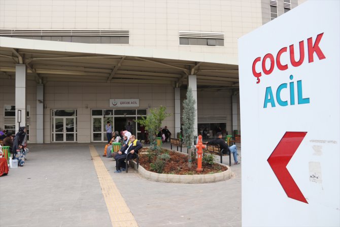 Şanlıurfa'da gıda zehirlenmesi şüphesiyle 70 öğrenci hastaneye başvurdu