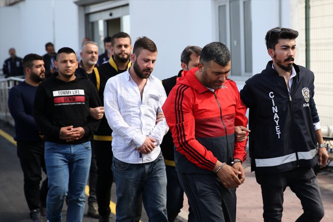 Adana'daki 4 kişinin yaralandığı otopark kavgasında bir kişi tutuklandı
