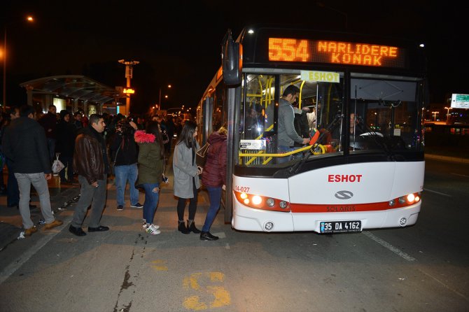 İzmir'de toplu taşımada Kovid-19 tedbirleri