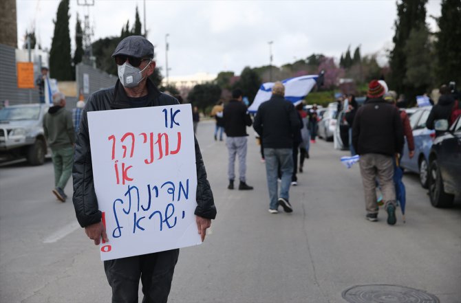 İsrail'de meclis çalışmalarının "koronavirüs" nedeniyle askıya alınması protesto edildi