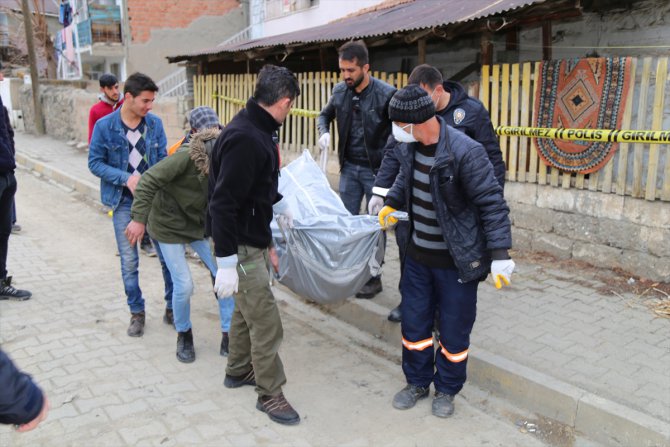 Erzurum'da evinden yangın çıkan yaşlı adam ölü bulundu
