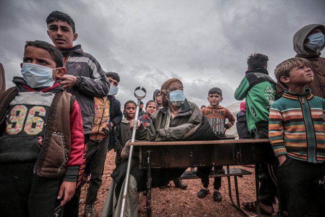 İdlib'de Kovid-19'a karşı kısıtlı imkanlara rağmen önleyici tedbirler artırılıyor