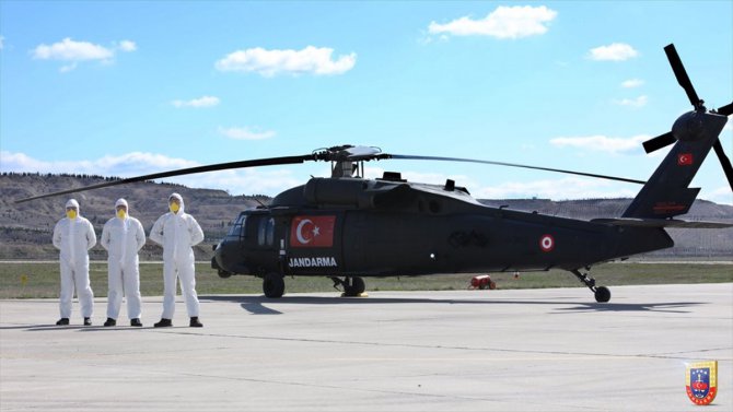 Jandarma Genel Komutanlığı bünyesindeki helikopterler dezenfekte edildi