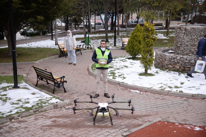 Ankara'nın Pursaklar ilçesinde dron ile dezenfeksiyon çalışması başlatıldı