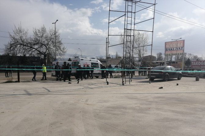 Konya'da elektrik akımına kapılan 3 işçi yaralandı