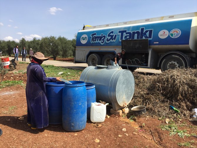Afrin'deki Suriyelilere haftalık 100 ton su yardımı