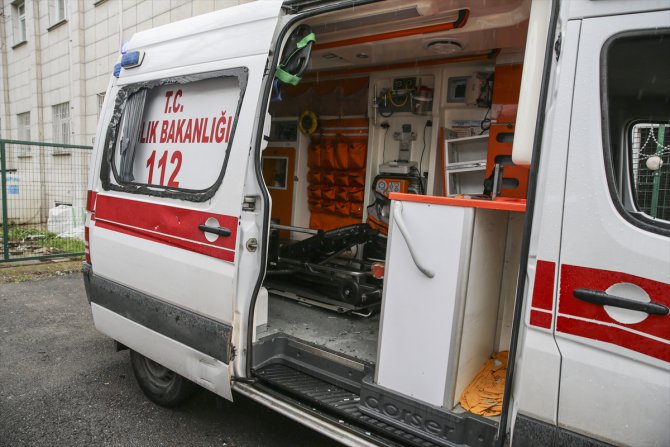 Ambulansa saldıran zanlılar adliyeye sevk edildi