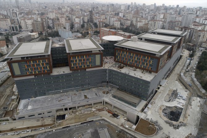 İstanbul'un şehir hastanelerinde hizmet yarışı için geri sayım başladı