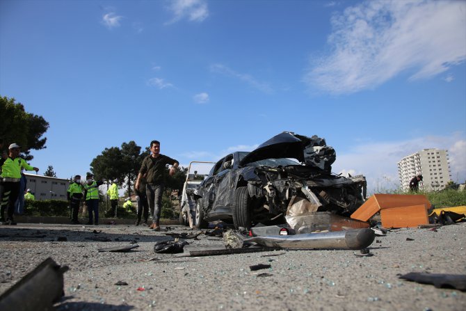 GÜNCELLEME - Hatay'da freni boşalan tır uygulama noktasındaki araçlara çarptı: 5 ölü, 15 yaralı