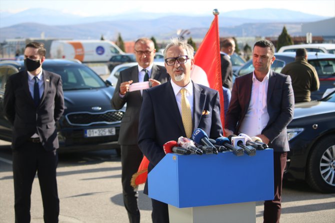 Türkiye'nin gönderdiği tıbbi yardım malzemeleri Kosova’ya ulaştı