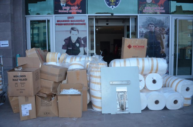 Yozgat'ta kaçak üretilen 12 bin maske ele geçirildi