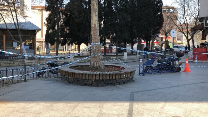 Çorlu'da vatandaşların Cumhuriyet Meydanı'na girmesi yasaklandı