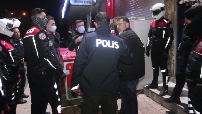Adana'da polise mukavemet gösteren 4 kişi gözaltına alındı