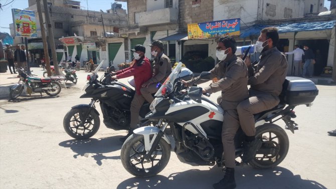 Tel Abyad'da 18 yaş altı ve 60 yaş üstü kişilere sokağa çıkma yasağı