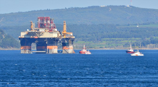 Dev petrol arama platformu "Scarabeo 9" Çanakkale Boğazı'nda