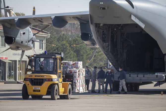 Türkiye, Somali'ye tıbbi yardım gönderdi