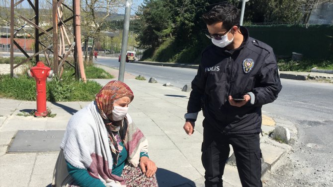 Hastaneden evine gitmek isteyen kadının yardımına polis ekipleri koştu