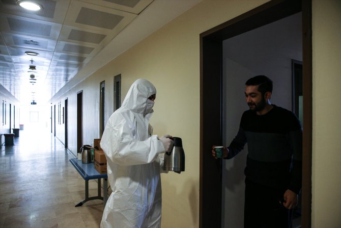 AA ekibi, KYK yurdundaki karantina çalışmalarını görüntüledi
