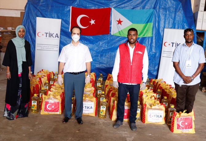 Türkiye'den Cibuti'ye gıda yardımı