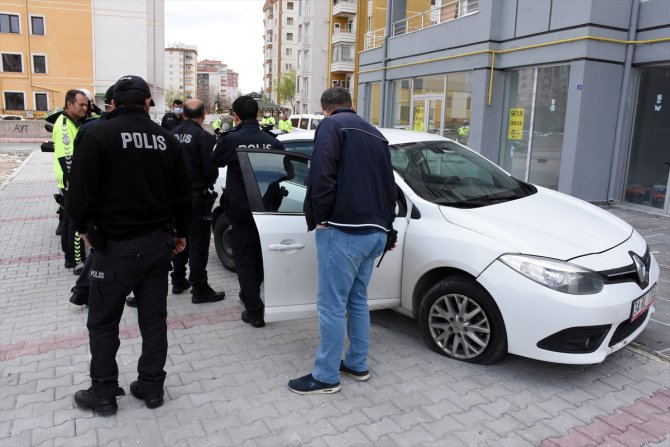 Kayseri'de polisin "dur" ihtarına uymayan kişi kovalamaca sonucu yakalandı