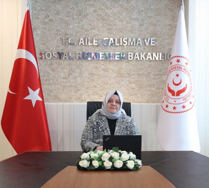 Bakan Zehra Zümrüt Selçuk, konfederasyonların genel başkan ve temsilcileriyle görüştü: