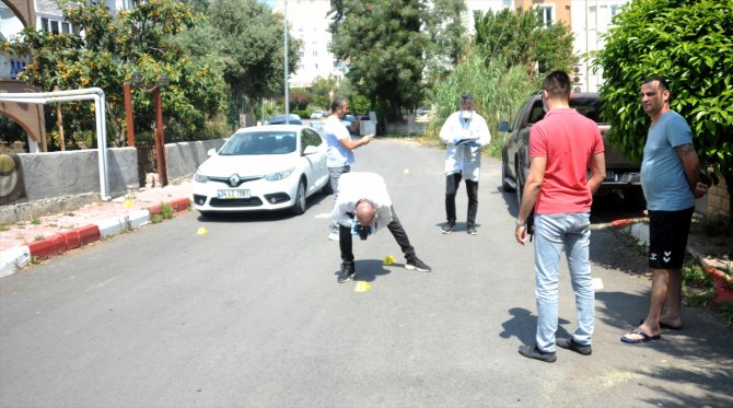 Antalya'da silahlı saldırıya uğrayan kişi yaralandı